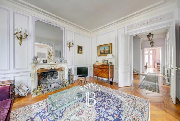 Versailles, Maison 8 Chambres -  319 m² à vendre