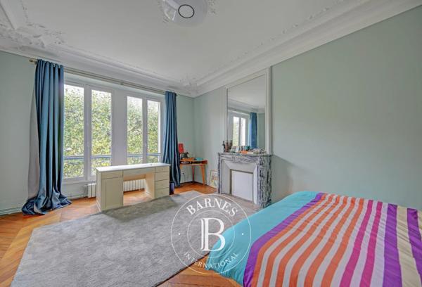 Versailles, Maison 8 Chambres -  319 m² à vendre