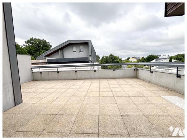 Appartement type 4 en  duplex avec ascenseur et terrasse 