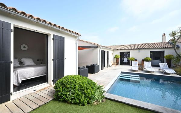 Maison à vendre    5 pièces •  Saint-Clément-des-Baleines