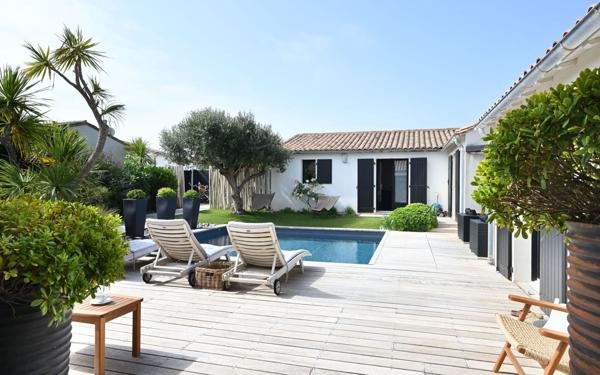 Maison à vendre    5 pièces •  Saint-Clément-des-Baleines