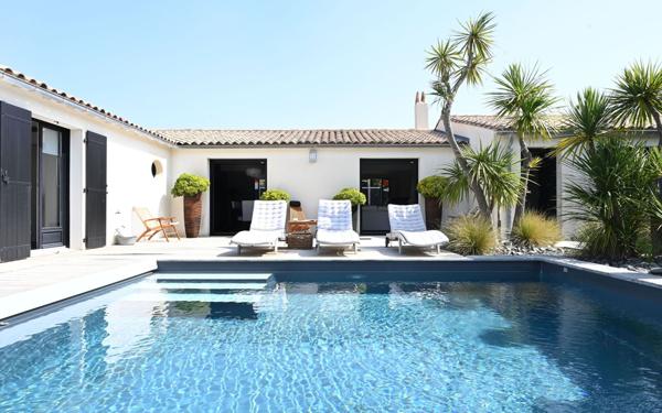 Maison à vendre    5 pièces •  Saint-Clément-des-Baleines