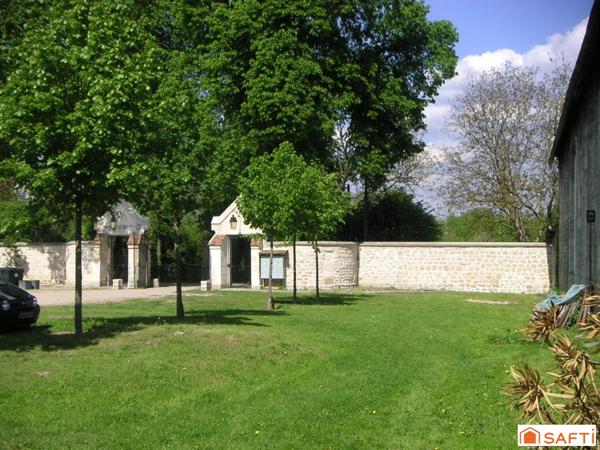 Appartement 3 pièces dans manoir rénové, cadre verdoyant