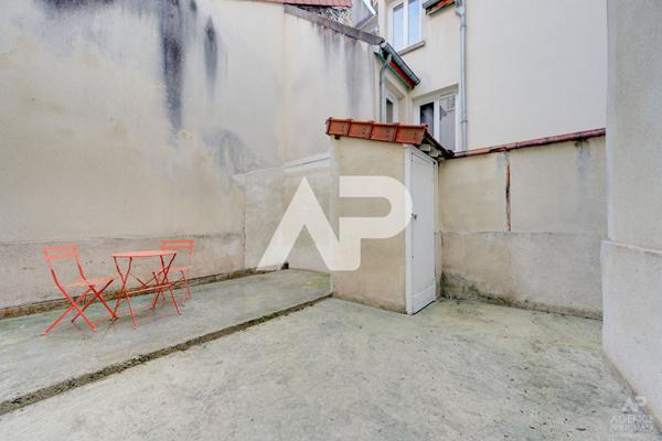 Appartement Rueil Malmaison 1 pièce(s) 28.58 m2 €225 000 ** - Référence 19677