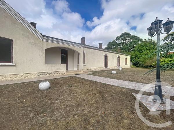 Maison à vendre  5 pièces - 190 m 2   ST HILAIRE DE RIEZ  - 85