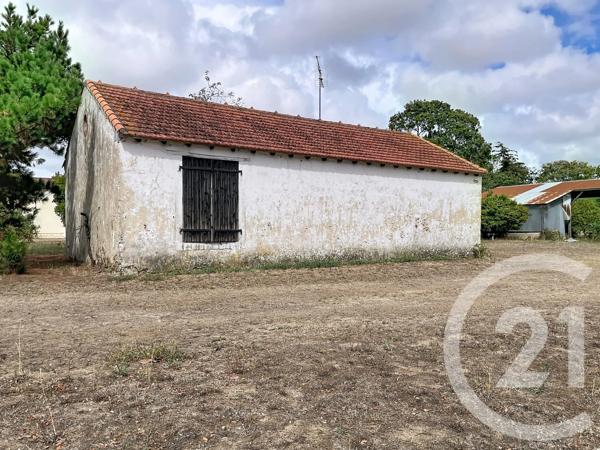 Maison à vendre  5 pièces - 190 m 2   ST HILAIRE DE RIEZ  - 85
