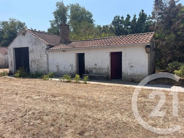Maison à vendre  5 pièces - 190 m 2   ST HILAIRE DE RIEZ  - 85