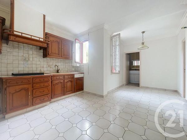 Maison à vendre  5 pièces - 190 m 2   ST HILAIRE DE RIEZ  - 85