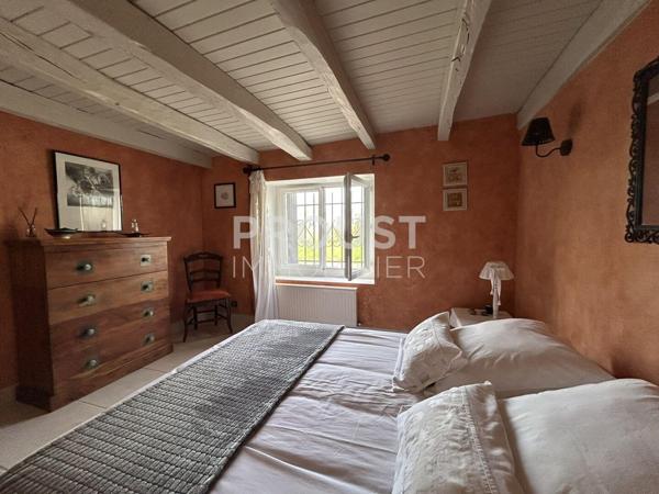 Secteur Prahecq Belle propriété de 154 m² environ avec dépendances et 1 gite de 34 m²