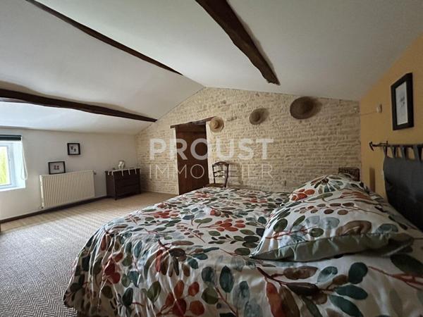 Secteur Prahecq Belle propriété de 154 m² environ avec dépendances et 1 gite de 34 m²