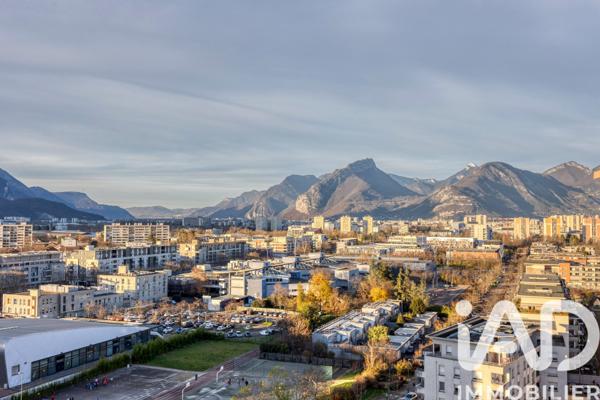 Appartement à vendre 4 pièces 84 m² Échirolles