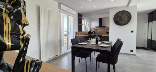 Superbe appartement proche du château et centre ville