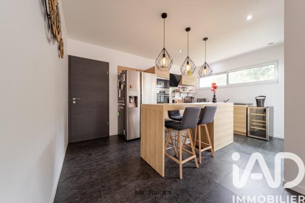 Maison à vendre 5 pièces 130 m² Châtel-Saint-Germain