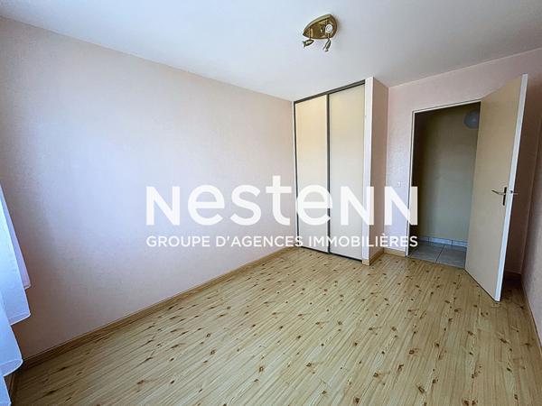 Grand Appartement T5 avec 3 chambres Balcon Cave au centre Rebufer - 69500 BRON