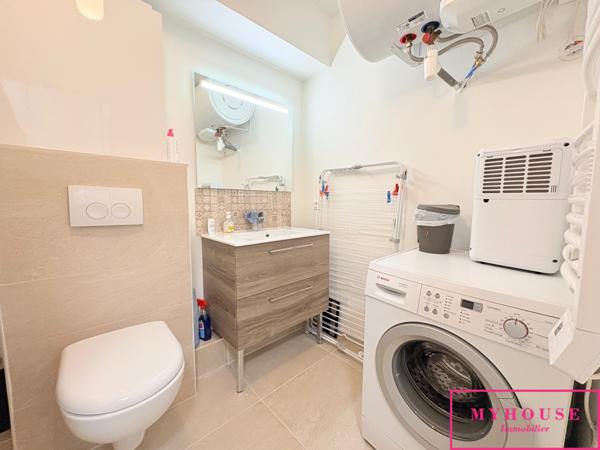 Studio
                                                                                                                                                                                                                                                                                                                        1 pièce(s)                                                                                                                                                                                                                                                                                                                              30  m²