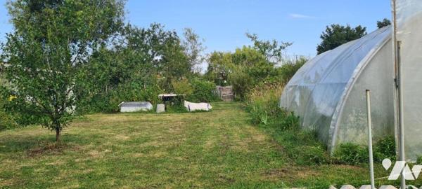 Maison de plain-pied sur un grand terrain