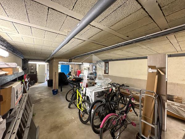 A VENDRE 84240 LA TOUR D'AIGUES MAISON TYPE 5 PIECES D'ENVIRON 156M² AVEC JARDIN, GARAGE ET DE NOMBREUX ESPACES DE RANGEMENTS