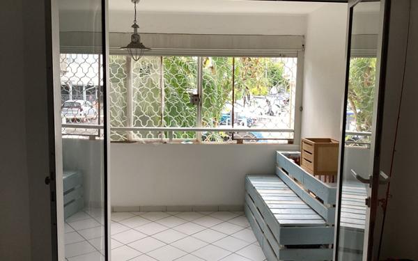 Appartement à louer    2 pièces •  Le Gosier