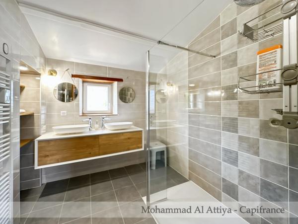 Magnifique propriété familiale avec gîte, studio et piscine à quelques minutes de La Rochelle (17)