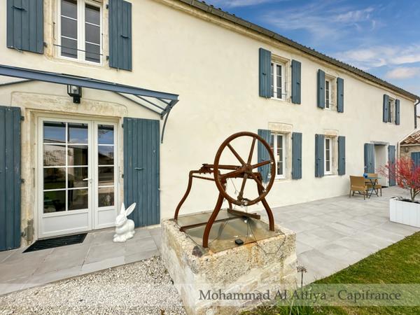 Magnifique propriété familiale avec gîte, studio et piscine à quelques minutes de La Rochelle (17)