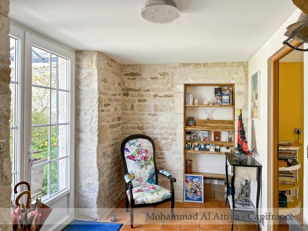 Magnifique propriété familiale avec gîte, studio et piscine à quelques minutes de La Rochelle (17)