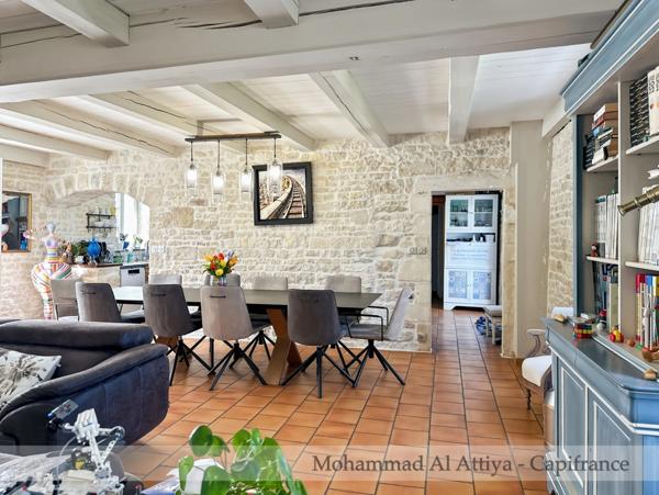 Magnifique propriété familiale avec gîte, studio et piscine à quelques minutes de La Rochelle (17)