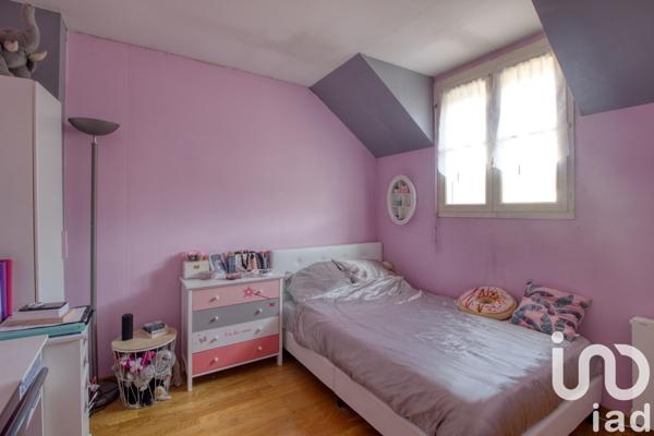 Maison 6 pièces de 130 m² à Saint-Leu-la-Forêt (95320)