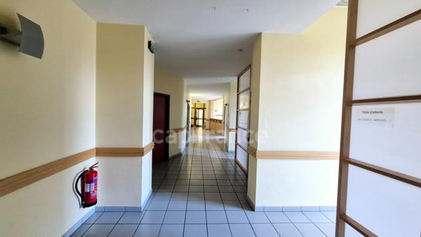 Réelle Opportunité en exclusivité – Baisse de Prix ! Locaux / Bureaux à Tarbes (65)