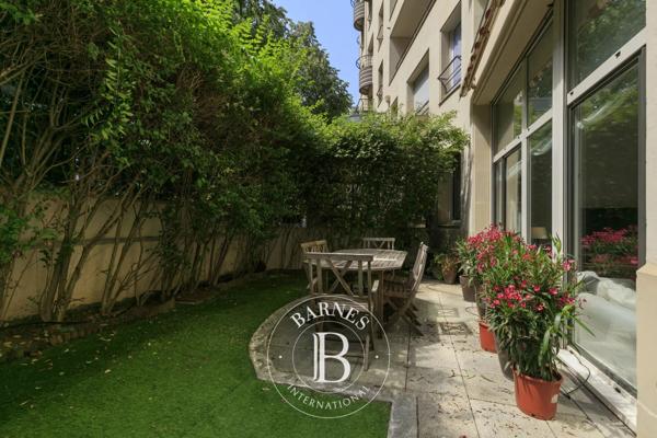Issy-les-Moulineaux, Appartement 3 Chambres -  110 m² à vendre