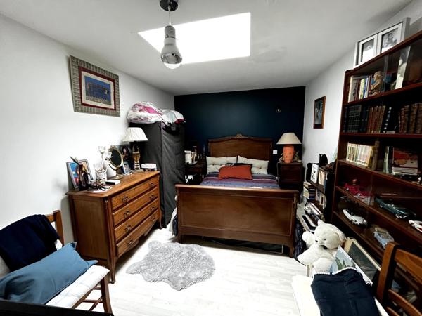 Appartement spacieux avec jardin et garage