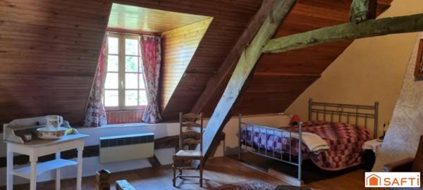 Maison en pierres 2 chambres - terrain - terrasse