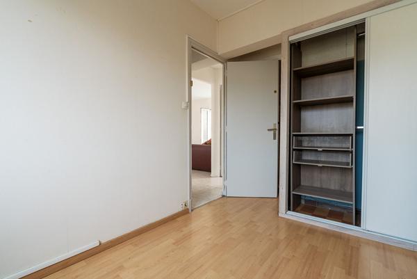 CARCASSONNE – LAPRADE Appartement T3 59m² avec balcon vue Cité et place de stationnement