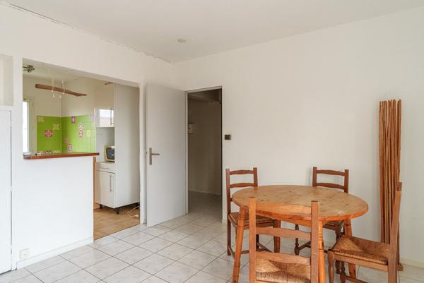 CARCASSONNE – LAPRADE Appartement T3 59m² avec balcon vue Cité et place de stationnement