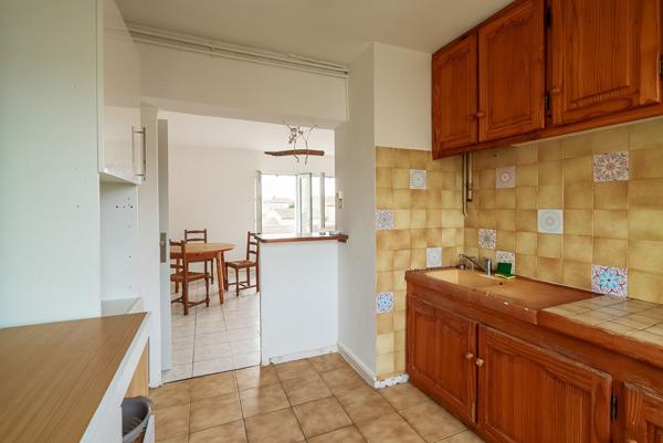 CARCASSONNE – LAPRADE Appartement T3 59m² avec balcon vue Cité et place de stationnement