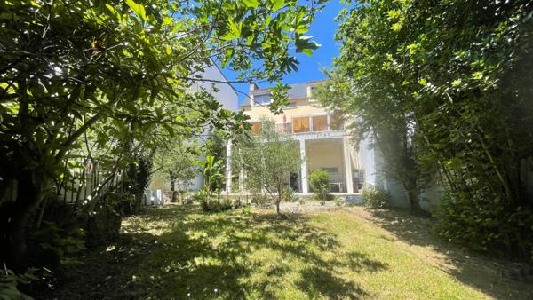 Maison 5 chambres dans le centre-ville d Auray