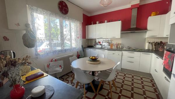 Maison 5 chambres dans le centre-ville d Auray