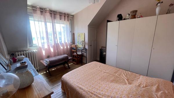 Maison 5 chambres dans le centre-ville d Auray