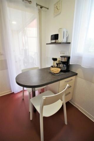 Appartement T2 dans centre ville de dax à côté des cures dans résidence de tourisme classée.