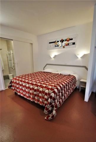 Appartement T2 dans centre ville de dax à côté des cures dans résidence de tourisme classée.