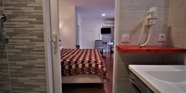 Appartement T2 dans centre ville de dax à côté des cures dans résidence de tourisme classée.