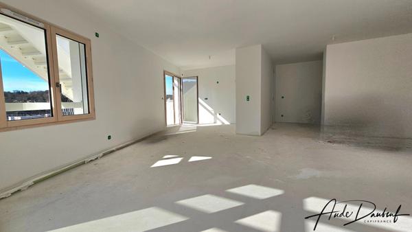 Appartement 111 m2 + 26 m2 de terrasse + rooftop 57 m2