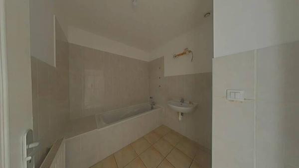 Appartement 3 pièces                                        - 42000 Saint-Étienne Réf : 7809