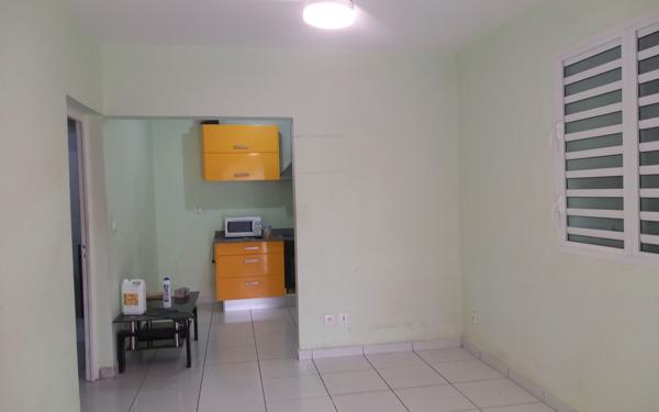 Appartement à louer    2 pièces • 35 m2 Sainte-Anne