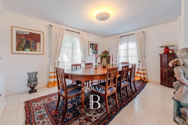 Aix-en-Provence, Maison 3 Chambres -  170 m² à vendre