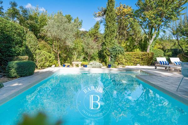 Aix-en-Provence, Maison 3 Chambres -  170 m² à vendre