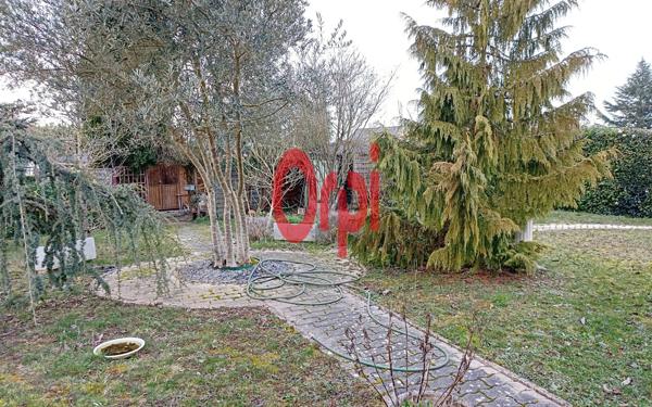 Maison à vendre    6 pièces •  Montoire-sur-le-Loir