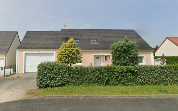 Maison à vendre    6 pièces •  Montoire-sur-le-Loir