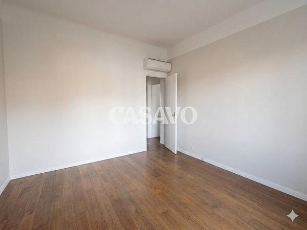 Vente Appartement 4 pièces de 108m² - 13006 Marseille