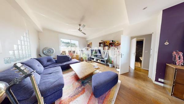 Vente Appartement 4 pièces de 108m² - 13006 Marseille