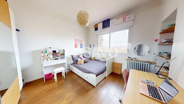 Vente Appartement 4 pièces de 108m² - 13006 Marseille